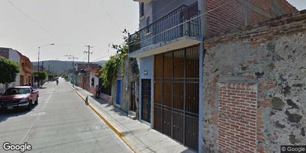 BODEGA SANTIAGO MARAVATIO